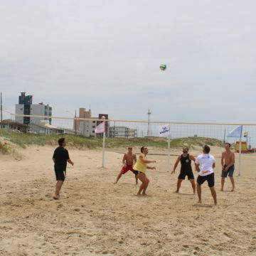 Atividades do Verão Mais Unesc movimentam moradores e veranistas de Balneário Rincão  