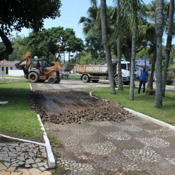 Praça Frei Eusébio está passando por revitalização