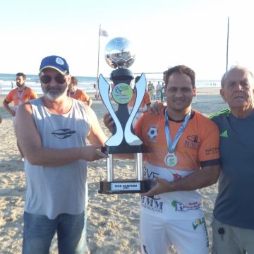 Avenida e Feirão dos Calçados são campeões do Praiano 2020