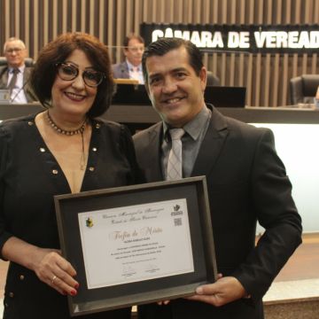 Vereadores homenageiam mulheres e sua representatividade
