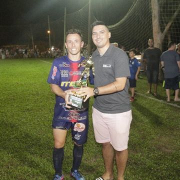 Duas finais, dois campeões