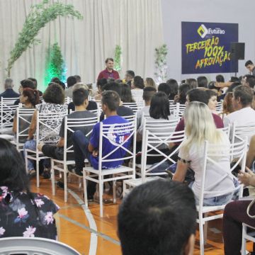 FVA recepciona acadêmicos