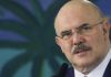 Ministro da Educação tem início de pneumonia por causa da covid-19