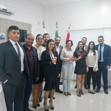 Novos Advogados recebem carteira da OAB 