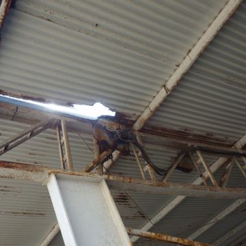 Rompimento de tirante na estrutura da quadra central preocupa vereadores