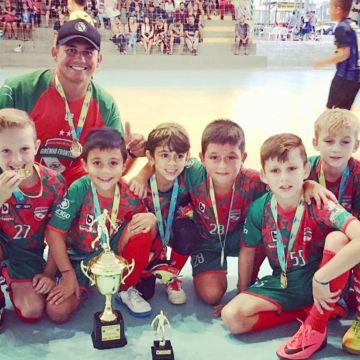 Escolinha do Grêmio leva mais dois títulos 