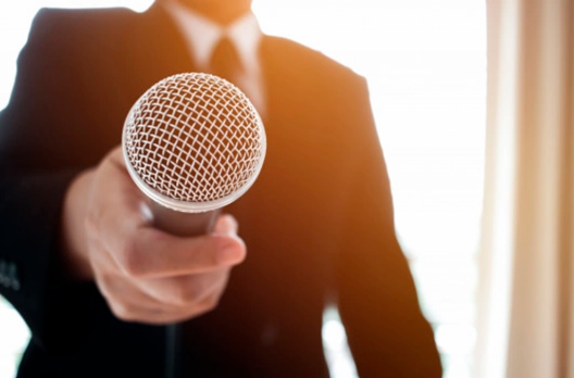 Imprensa está tendo dificuldade para entrevistas majoritária