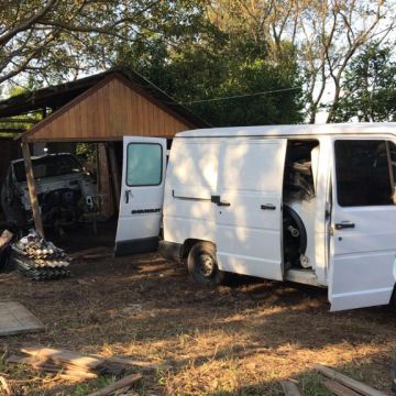 Polícia Civil efetua a prisão de suspeito de desmanche de veículos roubados em Santa Catarina e Rio Grande do Sul