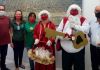 Prefeito Mineiro entrega a chave da cidade ao casal Noel