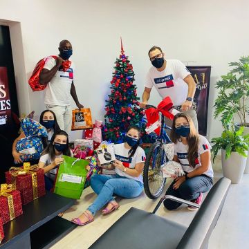Entrega dos presentes arrecadados da campanha Natal Solidário Autoprosul