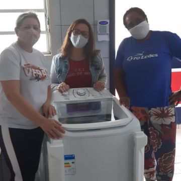 Maior escola da rede municipal recebe melhorias