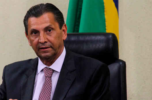 Assembleia aprova retorno de Júlio Garcia ao parlamento