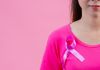 Saque do FGTS e isenção do Imposto de renda são direitos da mulher com câncer de mama